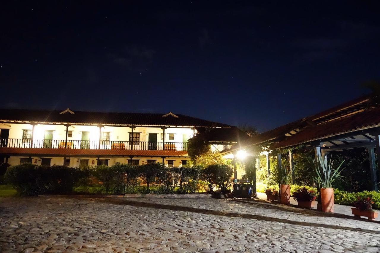 וילה דה לייבה Hotel Andres Venero מראה חיצוני תמונה
